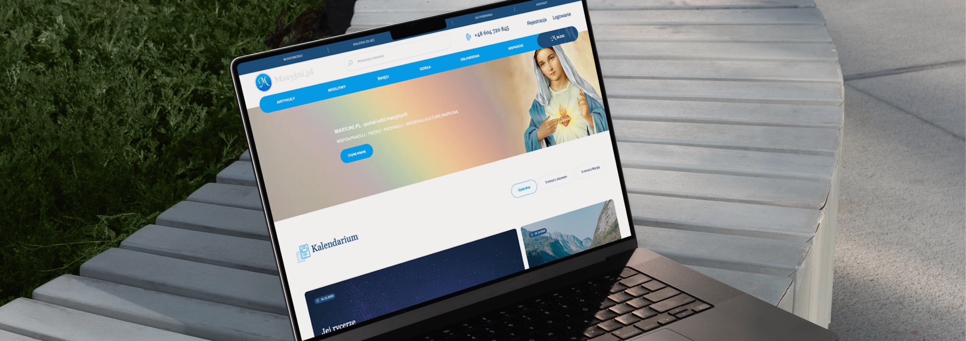 Baner strona "Maryjini.pl" to portal związany z kulturą maryjną, oferujący informacje, modlitwy, wydarzenia oraz sklep. Na tle widoczna jest postać Matki Bożej.